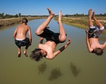 canal-jump-rules_37472_600x450
