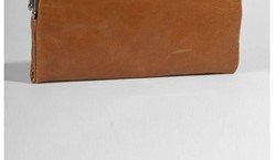 hobo-international-lauren-wallet-vintage-leather